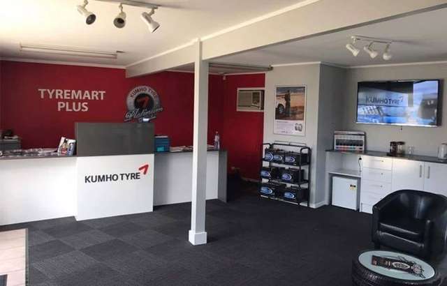 Tyremart Plus & Mechanical Nerang workshop gallery image