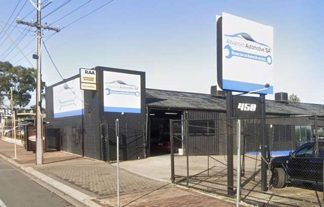 Advanced Automotive SA workshop gallery image