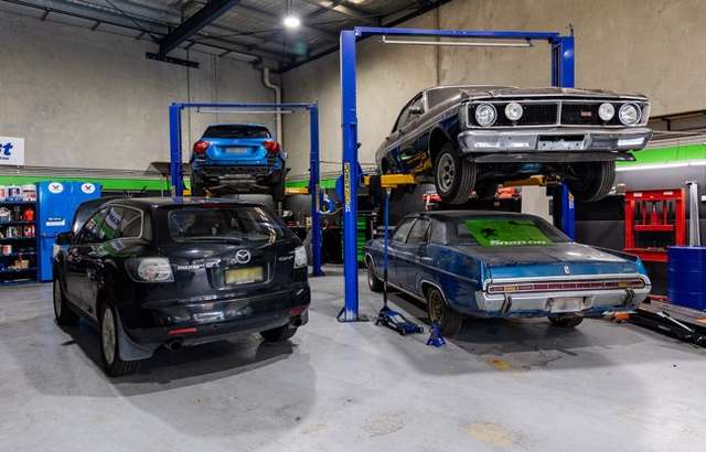 Glendenning Motor Repairs workshop gallery image
