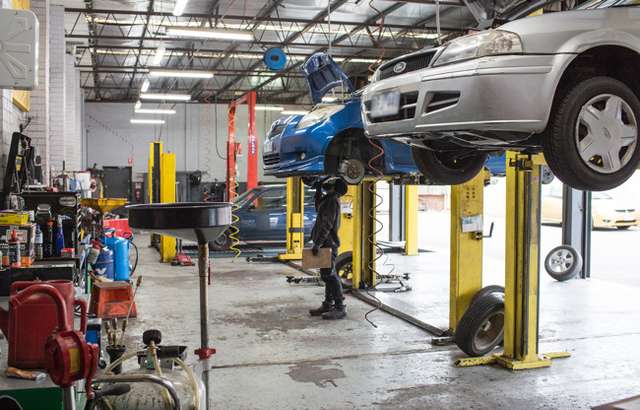 Midas Car Care Essendon workshop gallery image