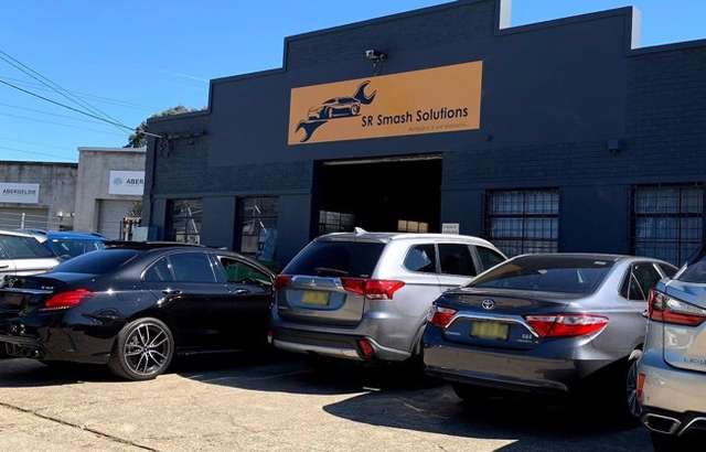 SR Smash Solutions and Mechanical workshop gallery image