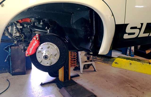 Fulcrum Suspensions Cairns workshop gallery image