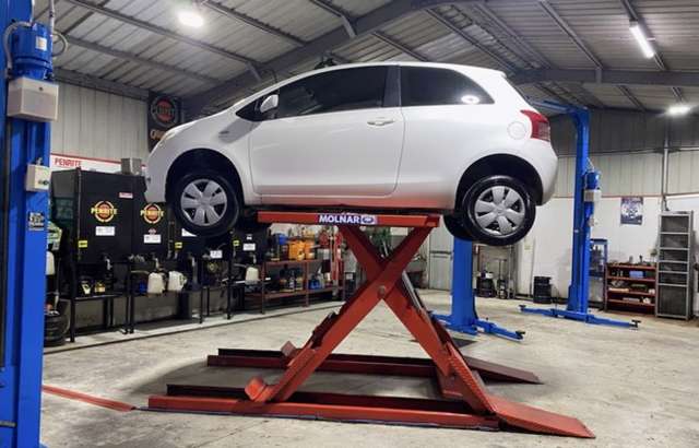 Nelson Bay Tyres workshop gallery image