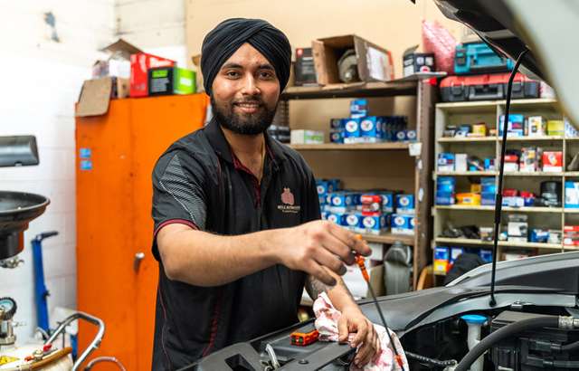 Bullz Automotive workshop gallery image