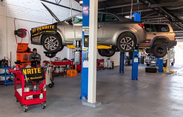DanCar Automotives workshop gallery image