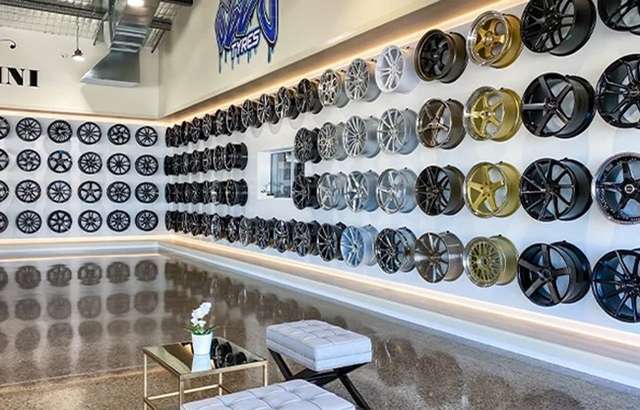 Ozzy Tyres Ipswich workshop gallery image