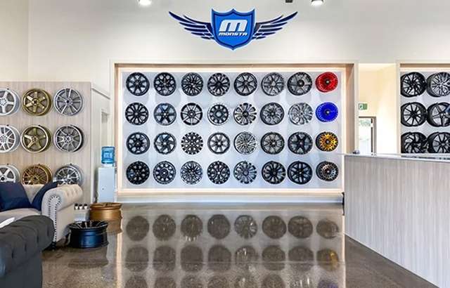 Ozzy Tyres Ipswich workshop gallery image