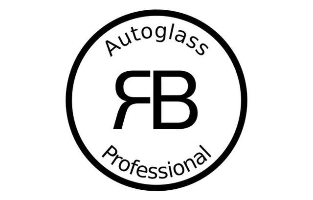 Arby's Autoglass workshop gallery image