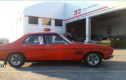 Crofty's Auto & Tyres workshop gallery image