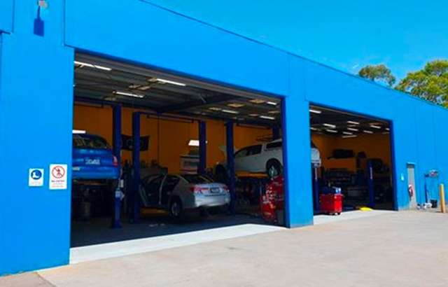 Rapid Tune Greensborough workshop gallery image