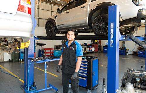 JR Auto Service workshop gallery image