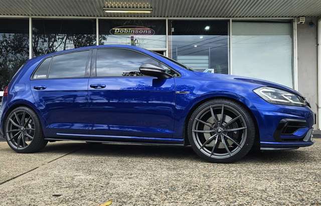 Custom Suspension & Auto Penrith workshop gallery image