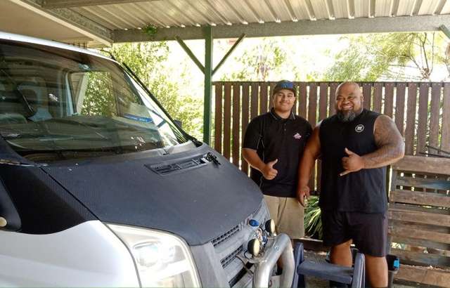 Sanz Autoglass workshop gallery image
