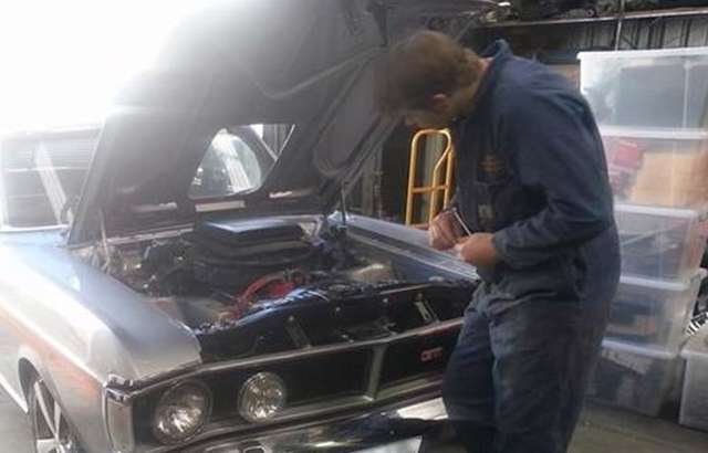 Kris Hodges Automotive workshop gallery image