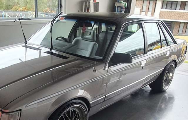 A1 Autoglass workshop gallery image