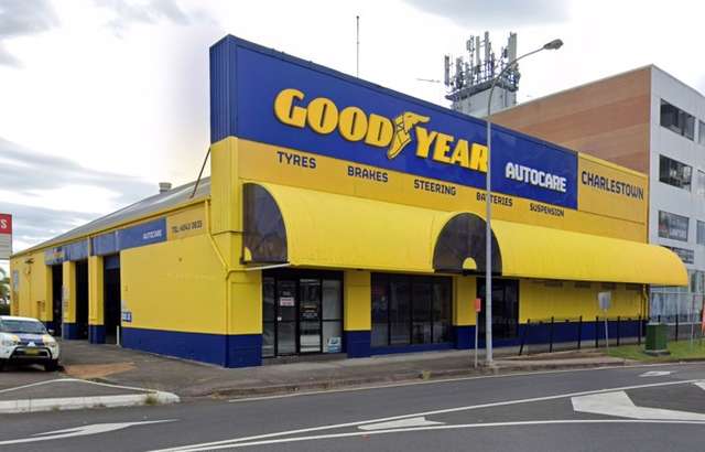 Goodyear Autocare Charlestown workshop gallery image