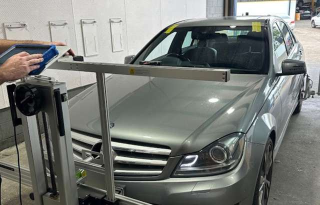 Excellent Auto Glass workshop gallery image