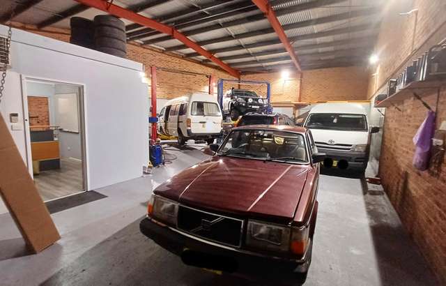 Kevs Automotive Repair Centre workshop gallery image