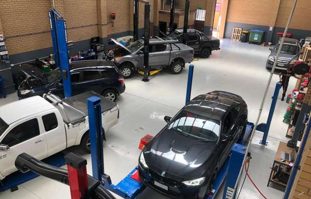 Bosch AJ Service Centre Coburg workshop gallery image