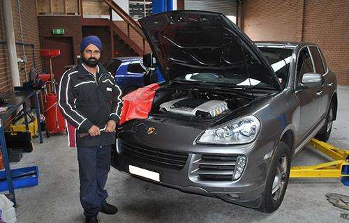 SNG Automotive Pty Ltd workshop gallery image