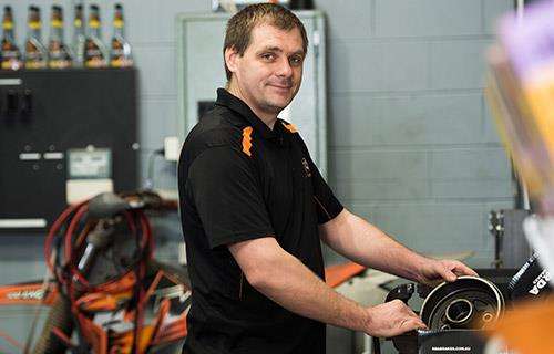 TopAutomotive workshop gallery image