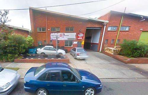 Service Central Auto workshop gallery image