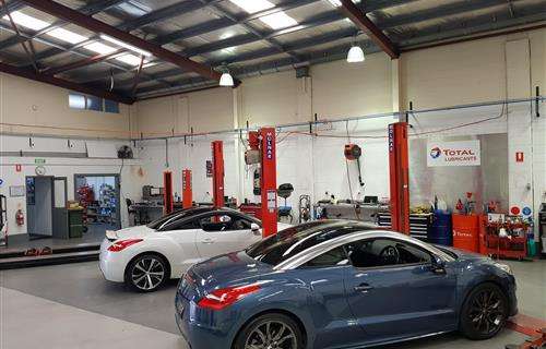 Dodson Auto Garage workshop gallery image
