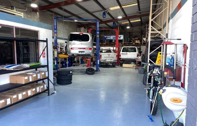 Autoace Automotive workshop gallery image