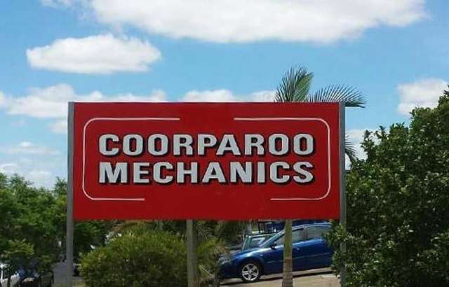 Coorparoo Mechanics workshop gallery image