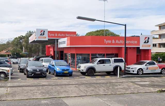 Bridgestone Select Tyre & Auto Bondi workshop gallery image