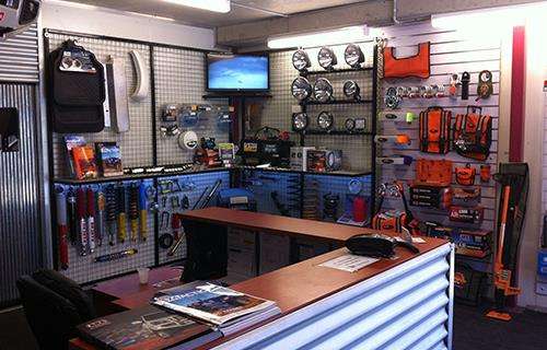 T & G 4x4 workshop gallery image