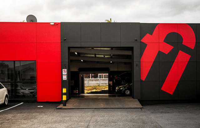 FIXD Prestige workshop gallery image
