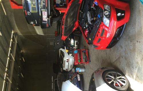 Veloce Mechanics workshop gallery image