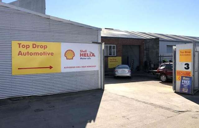 Top Drop Automotive workshop gallery image