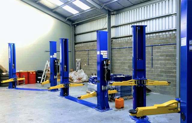 Top Drop Automotive workshop gallery image
