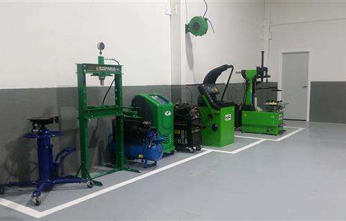 Ultra Tune Melton workshop gallery image