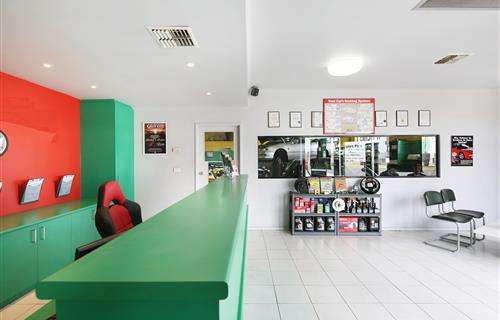 AutoPlus Mordialloc workshop gallery image