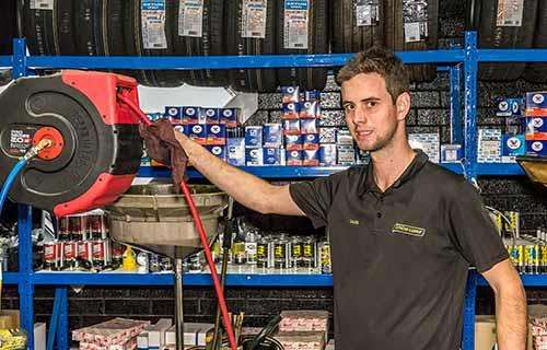 Express Lube Cessnock workshop gallery image