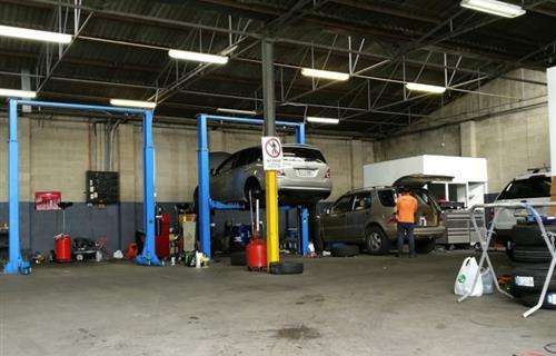 SM Auto Repair Centre workshop gallery image