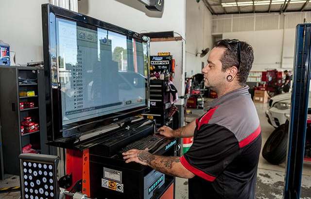 Bridgestone Select Tyre & Auto Nerang workshop gallery image