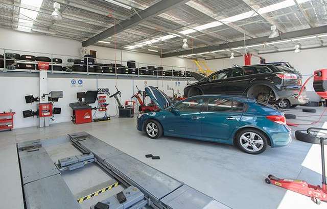 Bridgestone Select Tyre & Auto Yarrabilba workshop gallery image