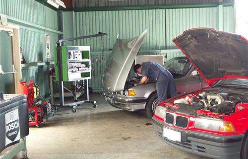 jLen Automotive workshop gallery image