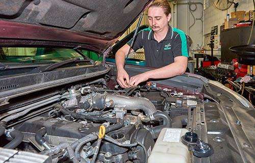 Ultra Tune Ipswich Riverlink workshop gallery image