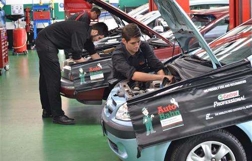 Autobahn Mechanical and Electrical Services Armadale workshop gallery image