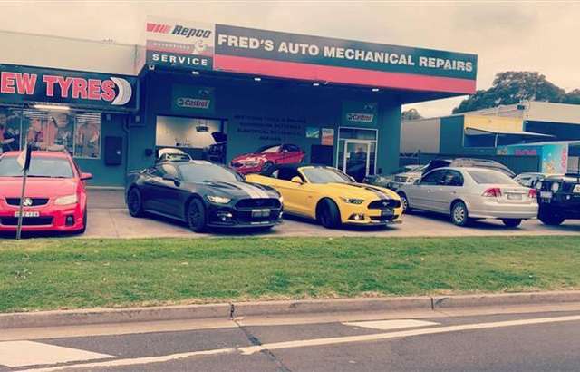 Fred's Auto Mechanic Repairs workshop gallery image