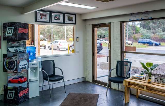 GenTech Automotive & Performance Centre workshop gallery image