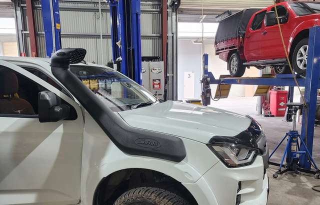 Ausmech Mechanical Solutions workshop gallery image