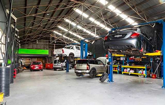 Williamstown Service Centre workshop gallery image