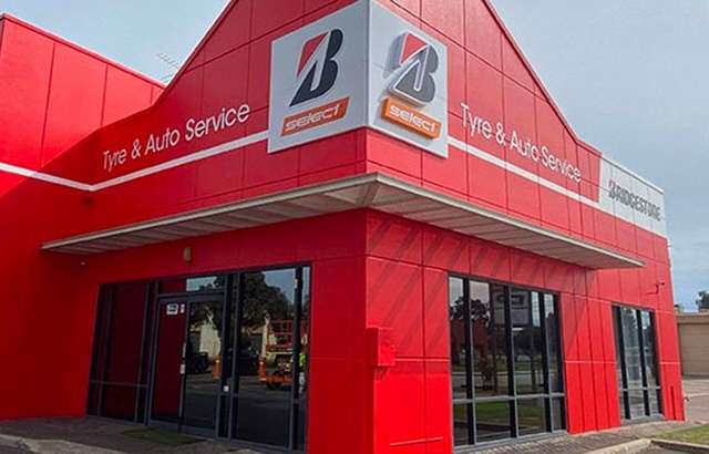 Bridgestone Select Tyre & Auto Morley workshop gallery image