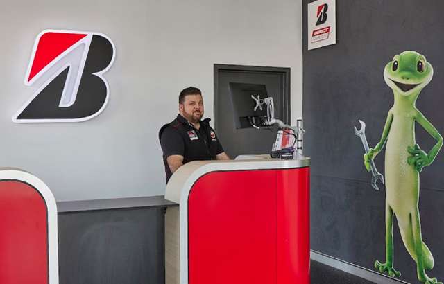 Bridgestone Select Tyre & Auto Osborne Park workshop gallery image